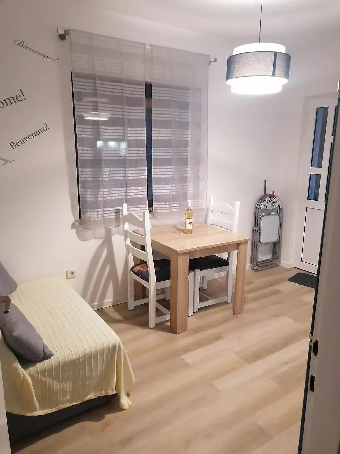 New Apartman Ziganto Z Near The Beach With Terrace Ičići
